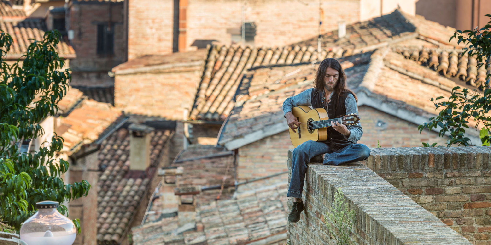 Estas Tonne