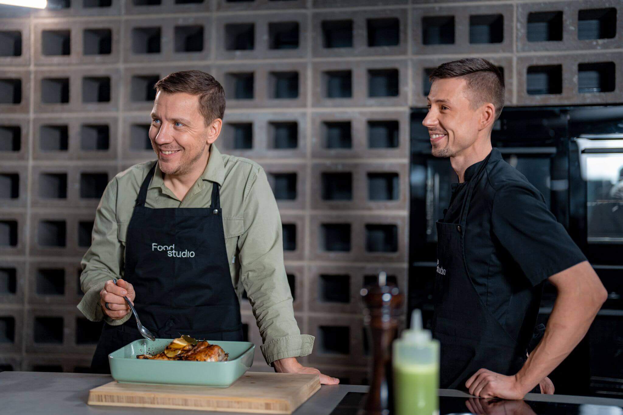 FoodStudio tegevjuht Jaan Liiv koos asutaja Helgor Markoviga (Foto Enrico Pedaksalu)