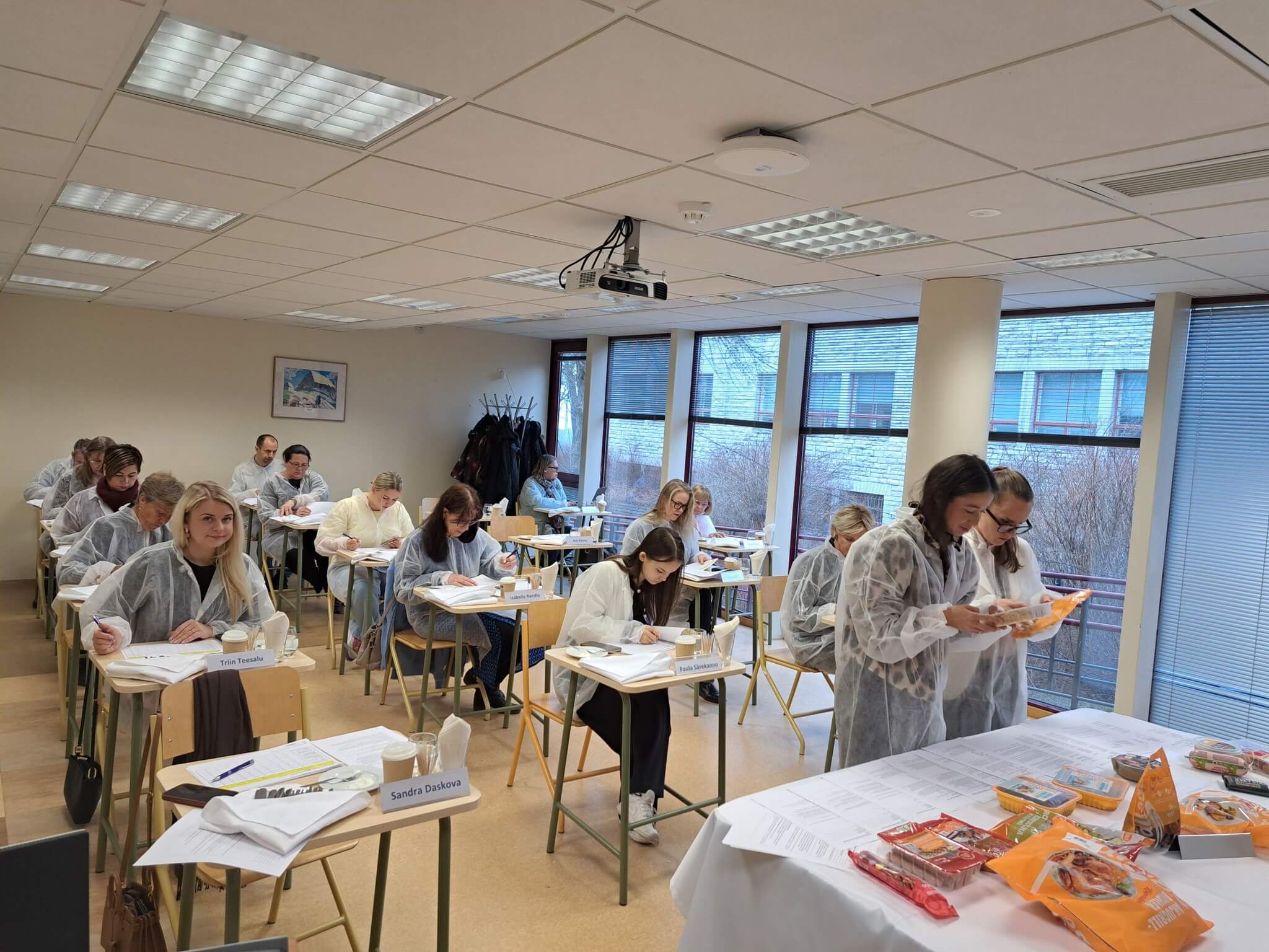 Hindamiskomisjon töös (Foto Toiduliit)