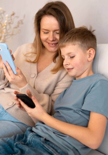Lastekaitse Liidu ekspert selgitab, kuidas kasvatada lapsest teadlik ja vastutustundlik digimaailma kasutaja