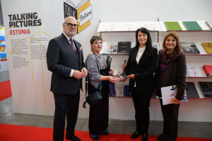President-Alar-Karis-avas-Bologna-lasteraamatumessi-Foto-Raigo-Pajula-03