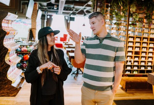 Ohtu-saade-Elamus-Bowling-Foto-Joosep-Ints-045-Monika-Kuzmina-Juri-Butsakov