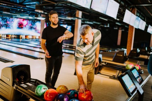 Ohtu-saade-Elamus-Bowling-Foto-Joosep-Ints-056-Robert-Rool-Juri-Butsakov