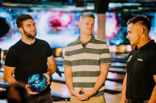Ohtu-saade-Elamus-Bowling-Foto-Joosep-Ints-068-Robert-Rool-Juri-Butsakov-Kert-Truus