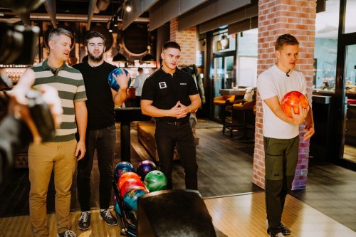 Ohtu-saade-Elamus-Bowling-Foto-Joosep-Ints-102-Juri-Butsakov-Robert-Rool-Kert-Truus-Ott-Tanak