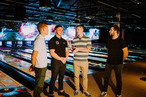 Ohtu-saade-Elamus-Bowling-Foto-Joosep-Ints-128-Ott-Tanak-Kert-Truus-Juri-Butsakov-Robert-Rool