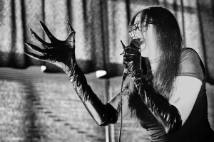 Diverse-Universe-Performance-Festival-Vol-2-Defibrillator-Foto-Peter-Rosvik-25