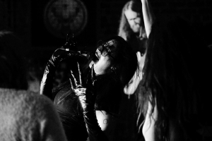 Diverse-Universe-Performance-Festival-Vol-2-Defibrillator-Foto-Peter-Rosvik-34