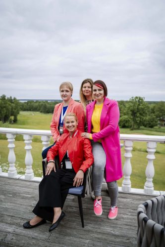Elamumess-2025-avapidu-Foto-Joosep-Ints-077-Marii-Harmat-Olesija-Saue-Liisa-Murgimae-Marina-Preismann