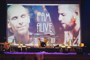 I-Am-Alive-Foto-Silver-Siilak-059