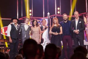 Kadri Voorand vs The Swingers 08