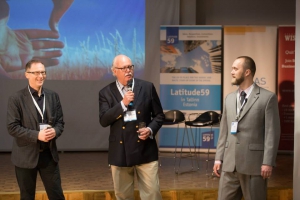 Latitude002