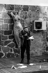 Diverse-Universe-Performance-Festival-Vol-3-Defibrillator-Foto-Kalev-Lilleorg-037