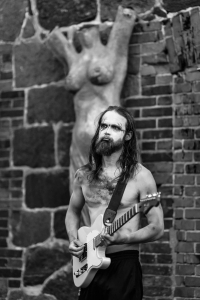 Diverse-Universe-Performance-Festival-Vol-3-Defibrillator-Foto-Kalev-Lilleorg-099