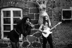 Diverse-Universe-Performance-Festival-Vol-3-Defibrillator-Foto-Kalev-Lilleorg-123