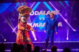 SILMAMUNA ja SODALANE maskis laulja saade 2 duell 2 (1)
