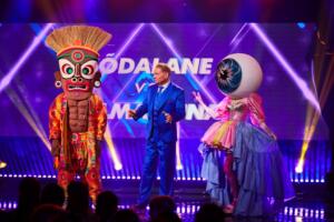 SILMAMUNA ja SODALANE maskis laulja saade 2 duell 2 (2)