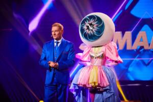 SILMAMUNA ja SODALANE maskis laulja saade 2 duell 2 (22)