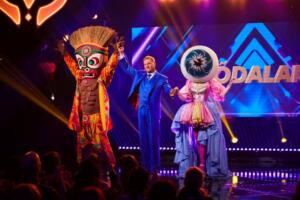 SILMAMUNA ja SODALANE maskis laulja saade 2 duell 2 (27)