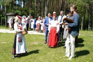 Tantsupidu (2)