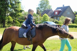 Lastekaitsepäev_Otepääl075