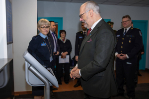President-Alar-Karis-prefektuuri-kulastus-Foto-Reigo-Teervalt-009