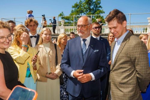Roosiaia-vastuvott-Foto-Arno-Mikkor-080