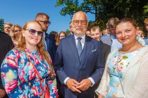 Roosiaia-vastuvott-Foto-Arno-Mikkor-133
