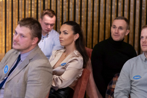 Southwestern-Advantage-vilistlaste-pidu.-Foto-Oleg-Hartsenko-29