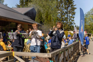 Tallinna-Loomaaed-sai-heategevusprojekti-kaigus-uue-valjanagemise-Foto-Akzo-Nobel-12