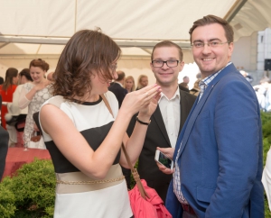 TravelSimi tootejuht Olga Knjazeva, Top Connecti tootejuht Georgi Smirnov ja Top Connecti tootearendusdirektor Mikhail Markin ja TravelSimi tootejuht Olga Knjazeva