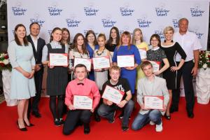 Tulevikutalendid 2017 zürii liikmete ja Maxima peadirektoriga