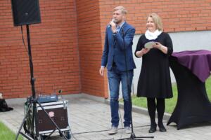 Ugala publikupreemia „Kuldõun“ üleandmine ning õunaaia istutamine (Foto Heigo Teder) (102)