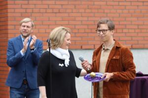 Ugala publikupreemia „Kuldõun“ üleandmine ning õunaaia istutamine (Foto Heigo Teder) (117)