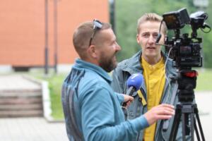 Ugala publikupreemia „Kuldõun“ üleandmine ning õunaaia istutamine (Foto Heigo Teder) (154)
