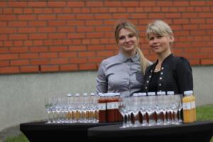 Ugala publikupreemia „Kuldõun“ üleandmine ning õunaaia istutamine (Foto Heigo Teder) (49)