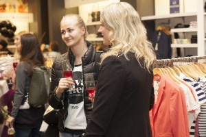 Moeshow086