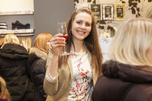 Moeshow089