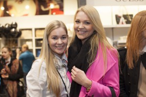 Moeshow106