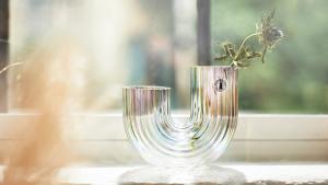Glass-in-all-shapes-and-forms-3