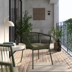 Thin-line-between-outdoor-and-indoor-furniture
