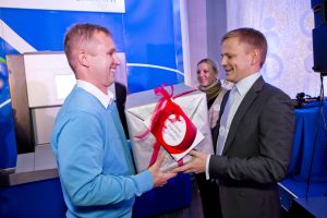ardo7369_arno_kytt_cleveron__risto_eelmaa_smartpost