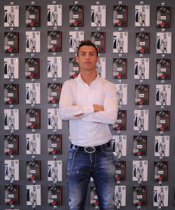186607015DD009_CR7_by_Crist