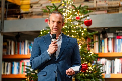 Teadliku-inimese-kasiraamat-esitlus-Foto-Andres-Teiss-05 (1)