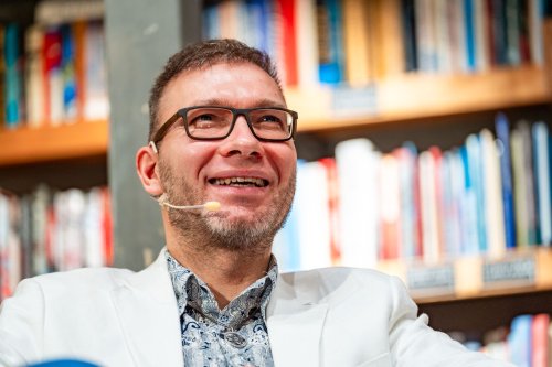 Teadliku-inimese-kasiraamat-esitlus-Foto-Andres-Teiss-17 (1)